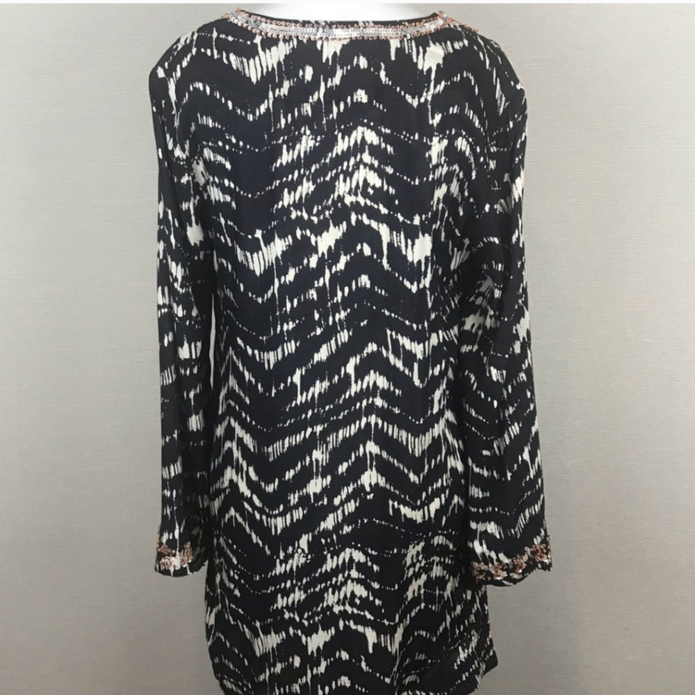 Soft Surroundings Akira Beaded Tunic - Picture 4 of 7